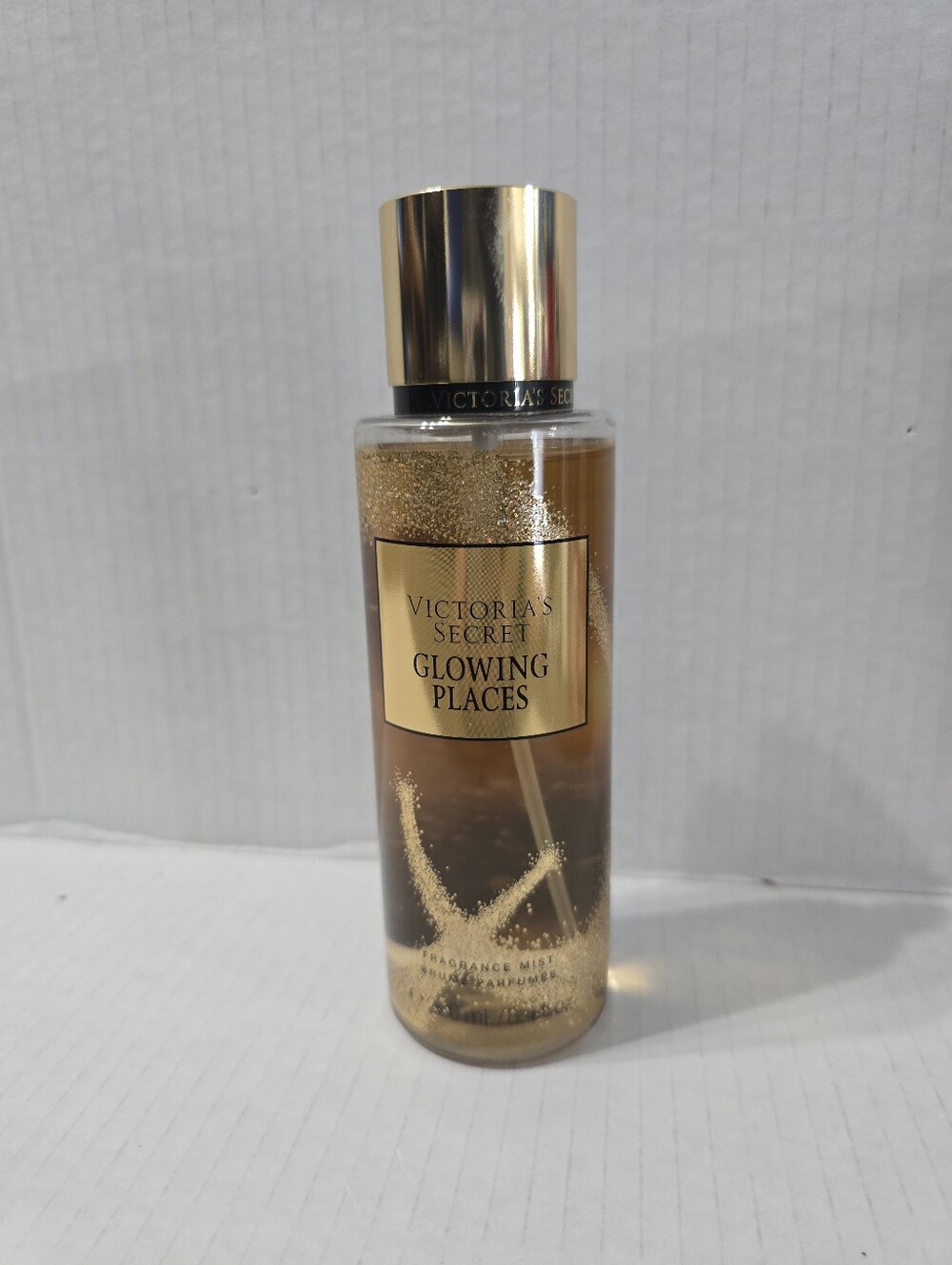 VICTORIA'S SECRET GLOWING PLACES FRAGRANCE BODY MIST SPRAY 8.4 Fl Oz